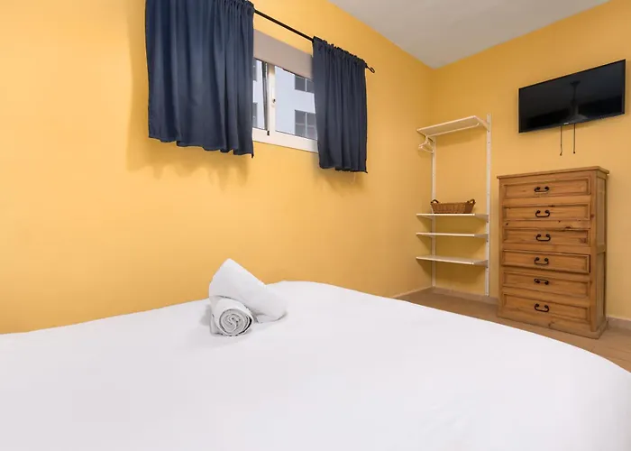 Chabela's Bed & Breakfast 2*