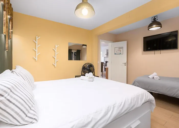 Alojamento de Acomodação e Pequeno-almoço Chabela's